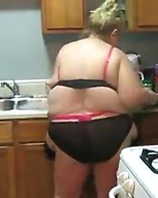 DANCING IN THE KITCHEN 