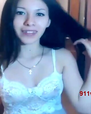 Unglaubliche Vollbusige Latina Cam Mädchen - 911Webcam.net