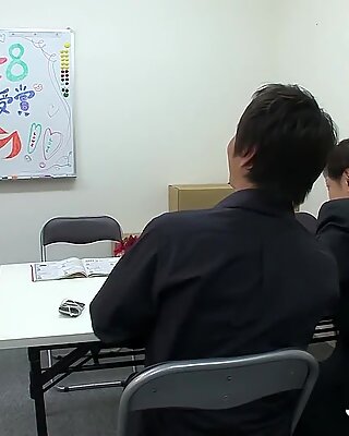 JAVHUB Schoolgirl Ren Azumi fucked by her two teachers