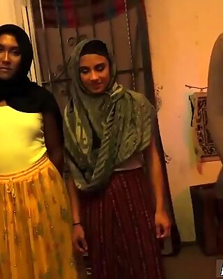 İlk Genç Anal Kılı HD ve Hot Sarışın Soyunma Webcam Afgan Fahişe Var!