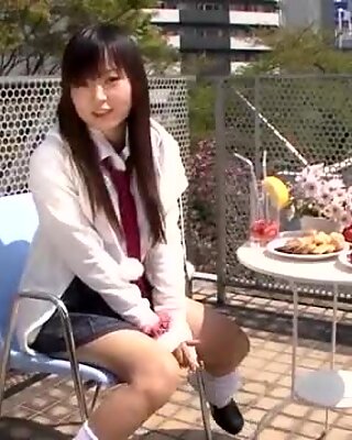 Ryo Asaka starts touching her vag in the shower