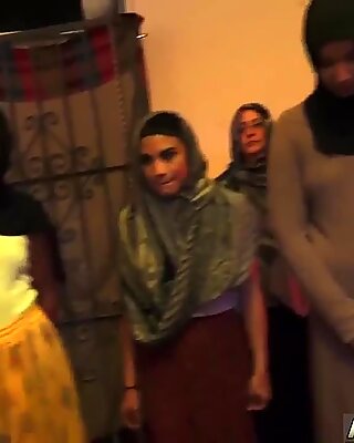 Remaja Love Anal Step dan Berbulu Memek Creampie Afgan Worherhouses!