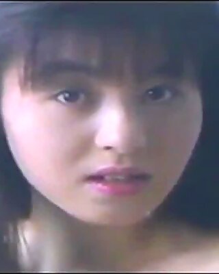 Mika Kawai - Japonsko krásné prsa